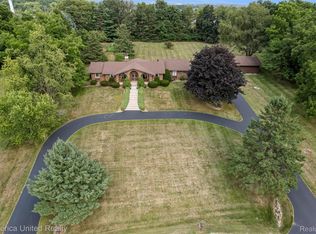 59245 Bishop Rd, New Hudson, MI 48165