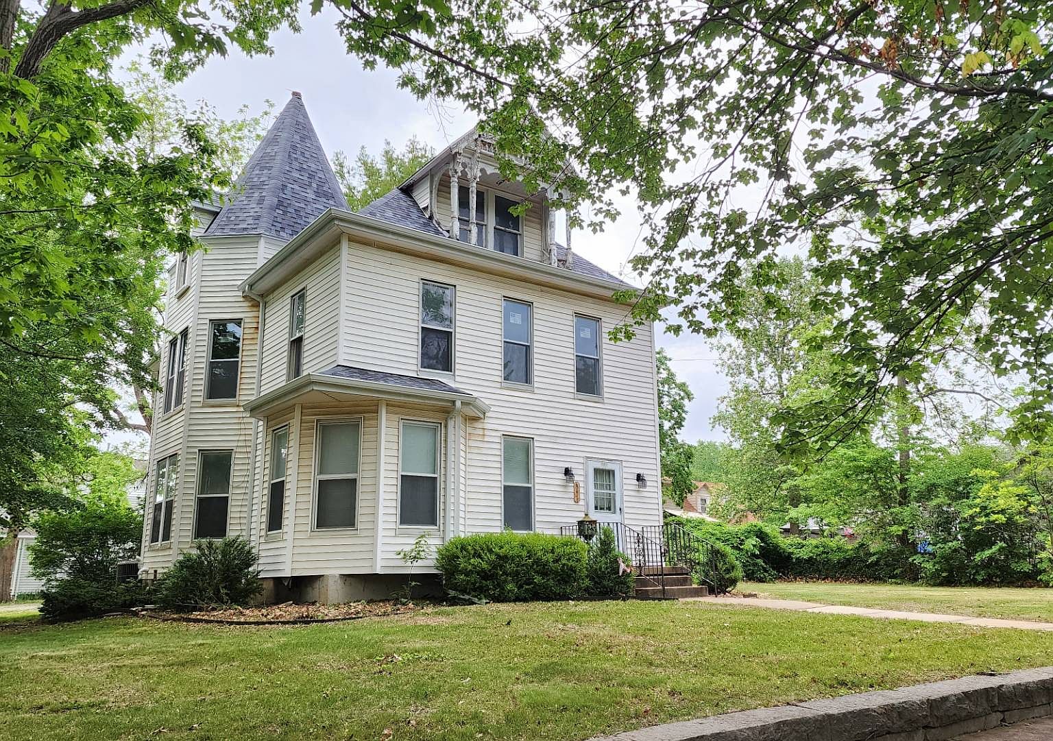 347 Calhoun St, Chillicothe, MO 64601 MLS 11176723 Zillow