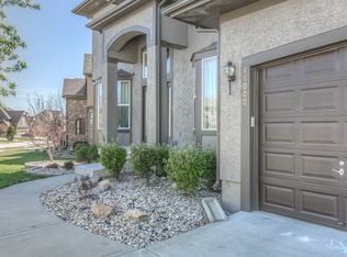 16000 Ballentine Street, Overland Park, KS 66062