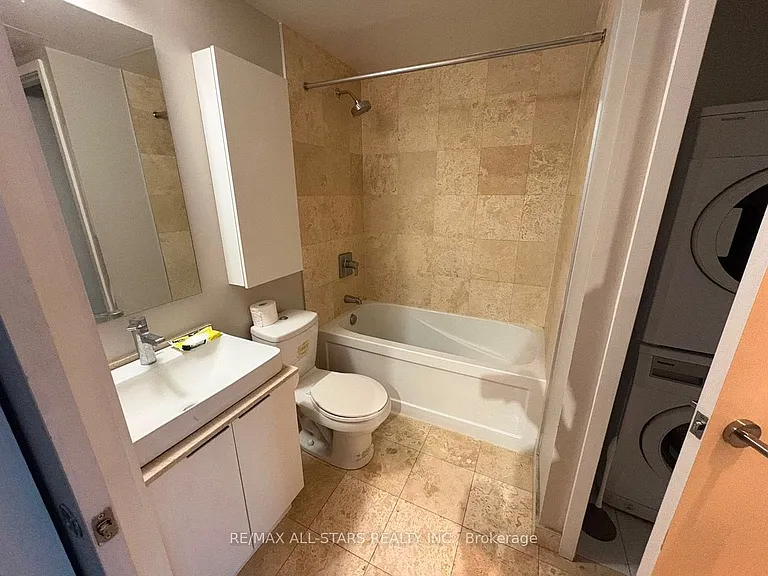 14 York St #2209 — Photo 6