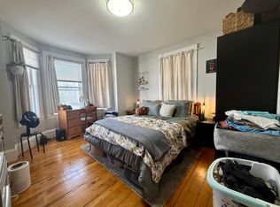 98 Bacon St #2, Waltham, MA 02451