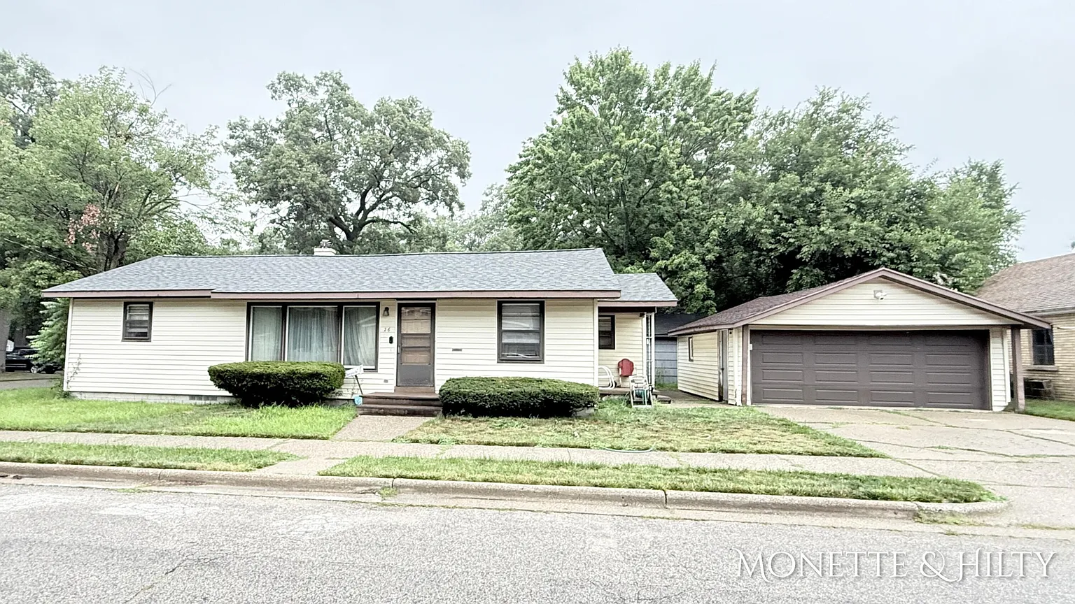 26 W Maplewood Ave photo 1