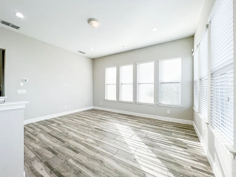 8168 Elion St — Photo 5