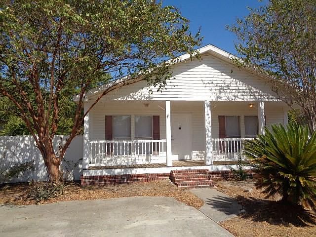 1st image of 10110 Summerberry Ln