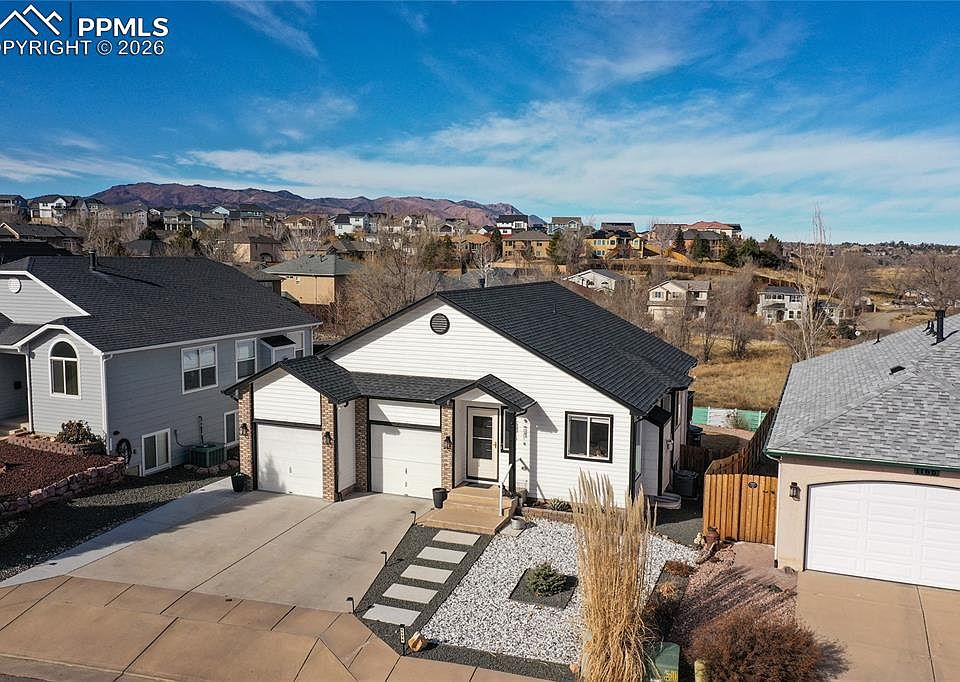 1st image of 1174 Hill Mesa Ct