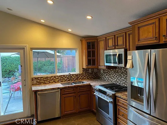 9212 Heatherton Cir — Photo 3