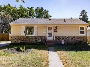 2010 11th Ave S, Fargo, ND 58103