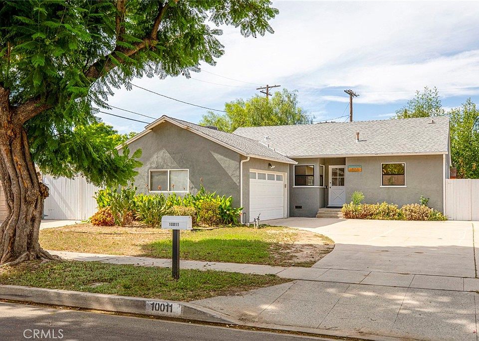 1st image of 10011 Sophia Ave