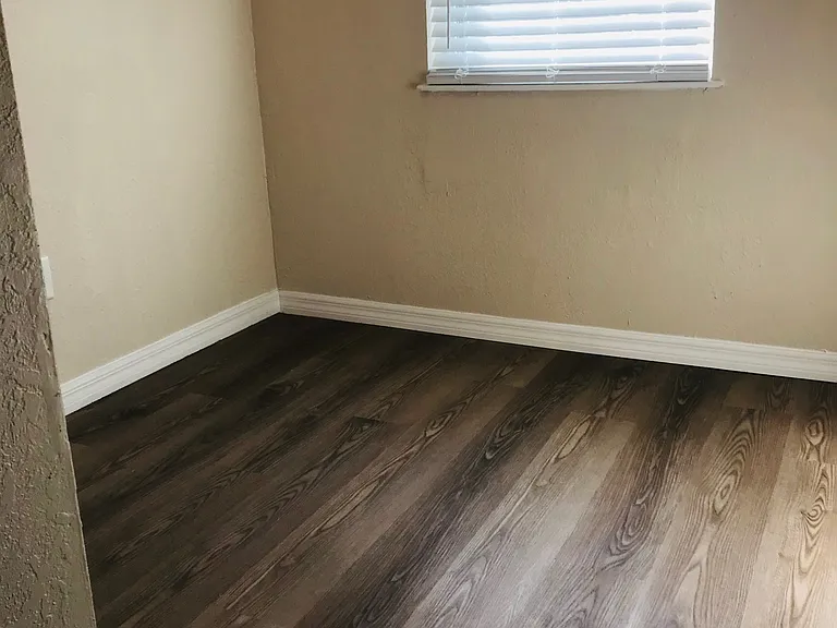 5015 Santee St — Photo 13