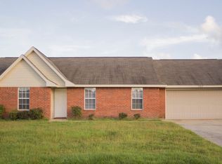 2320 Paula Cir, Ocean Springs, MS 39564