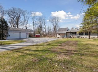 40320 Alden Rd, Van Buren Township, MI 48111