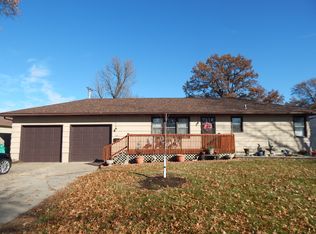 1022 Robinhood Rd, Mexico, MO 65265