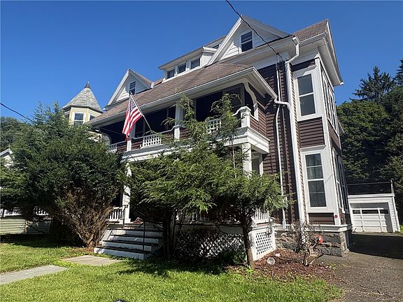 2nd image of 27 Cedar St