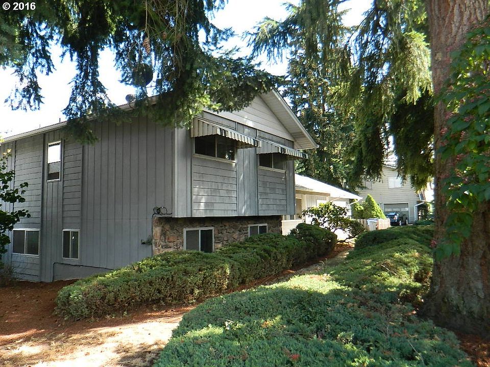 1st image of 4815 NW Lincoln Ave