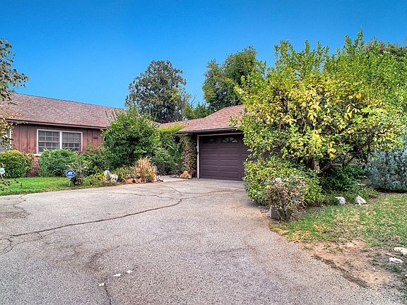 3rd image of 16945 Calahan St