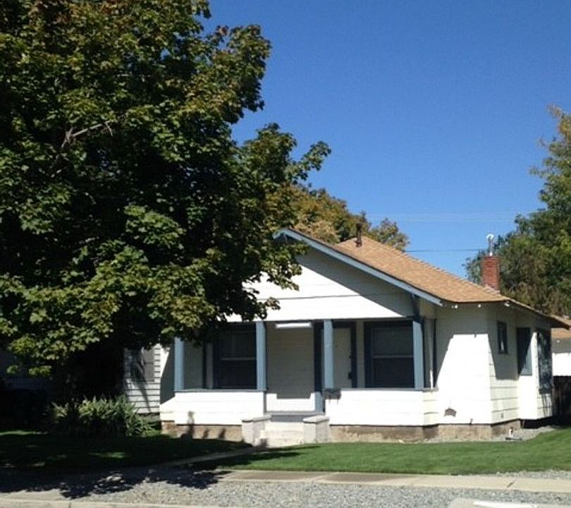 1st image of 1100 E St