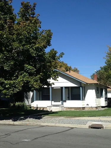 1100 E St Photo 1