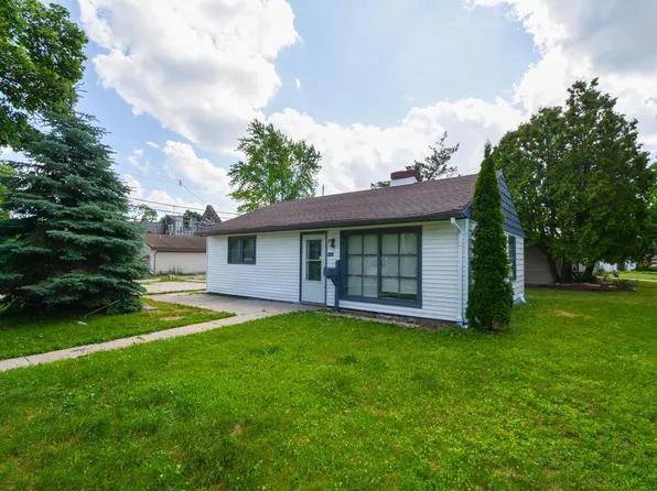 5625 N 57th STREET, Milwaukee, WI 53218