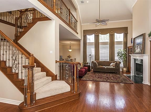 3rd image of 3002 Saint Germain Dr