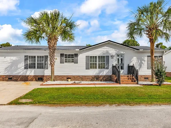 153 Queens Rd., Little River, SC 29566