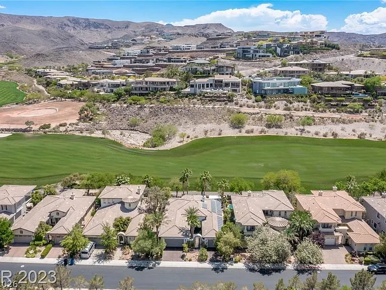1447 Foothills Village Dr — Photo 3