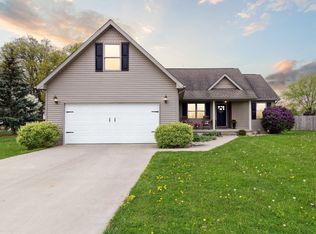 1874 E Arrowhead Ln, Owosso, MI