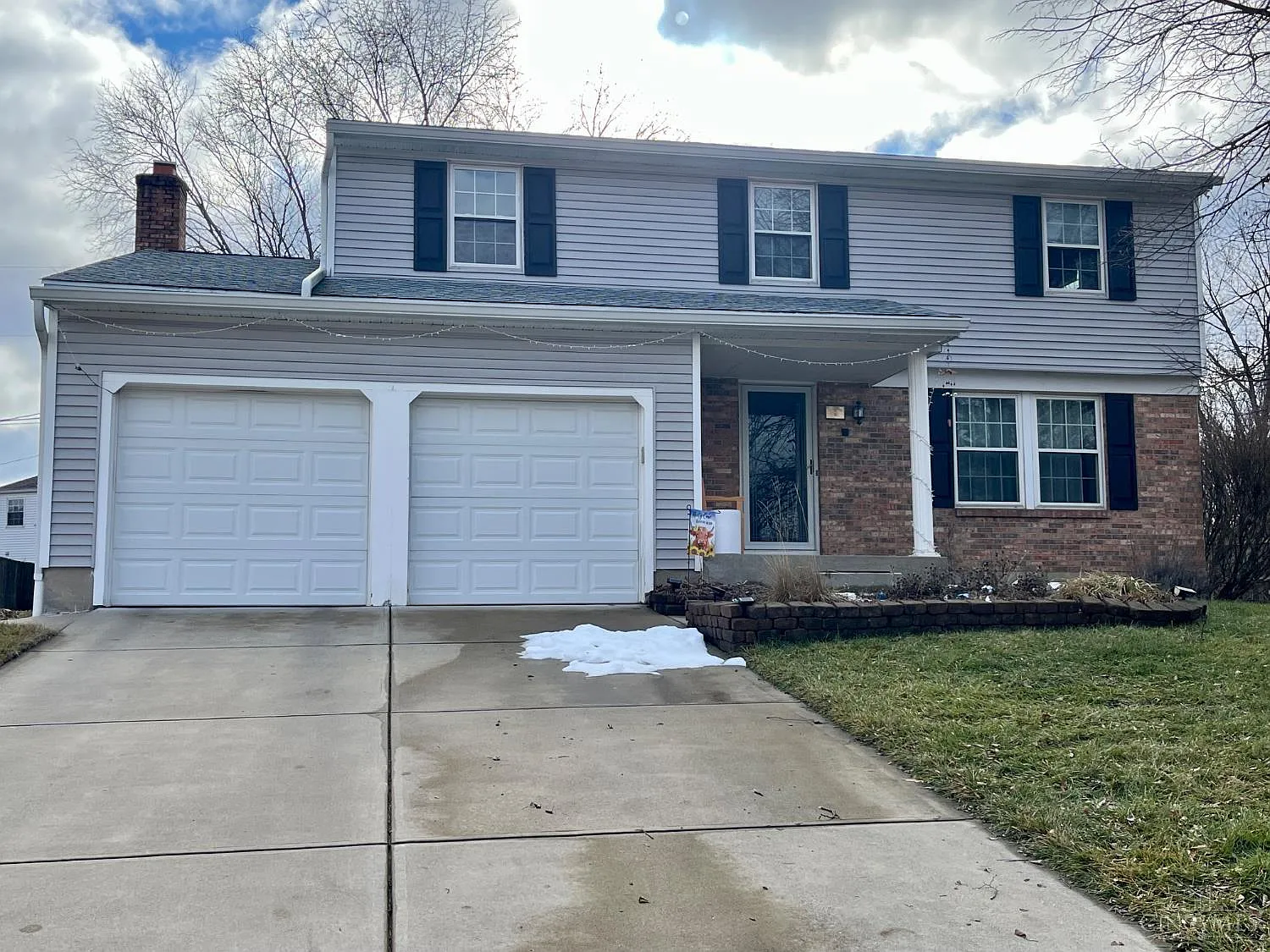4 bed, 2102 sqft, $3,200 — Photo 1