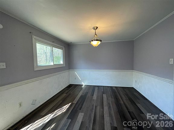 5th image of 3542 Orchard Rd