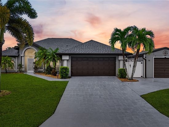 1311 SE 5th Ct, Cape Coral, FL 33990