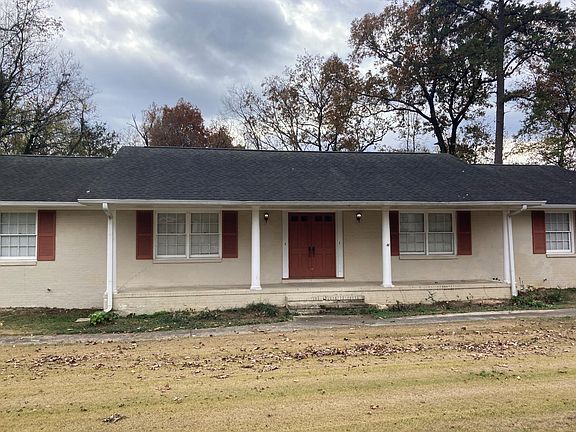 Front of duplex. 509 unit on left, looking at front.