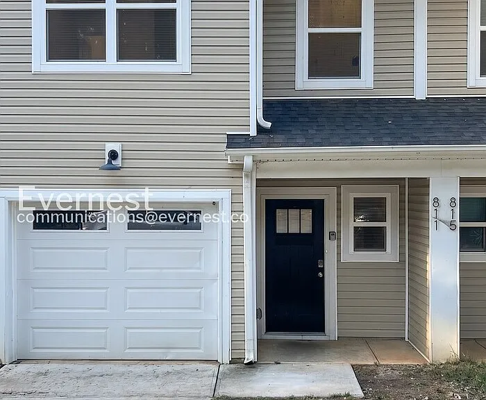 811 Key St — Photo 2
