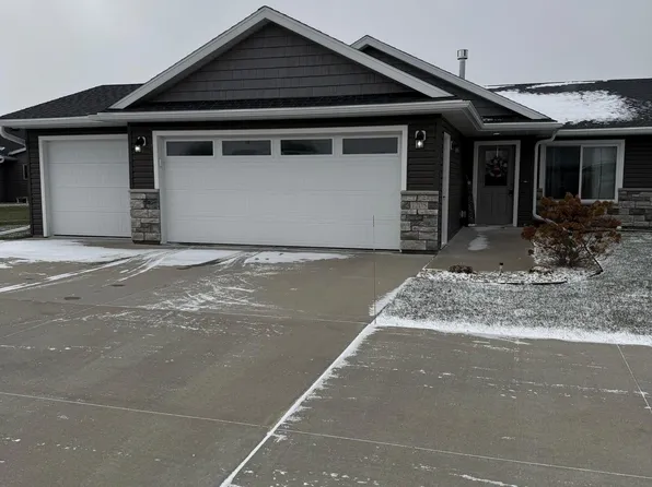 1205 N 10th St, Lake City, MN 55041