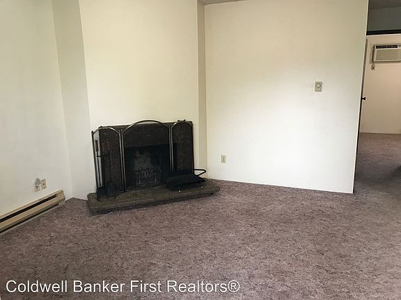 2nd image of 17 S Roosevelt St APT E