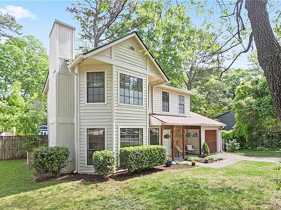 2nd image of 2442 Stonebridge Ln