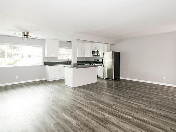 5th image of 4356 Wilson Ave APT 4