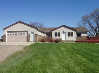 1136 Brauer Rd, Oxford, MI 48371