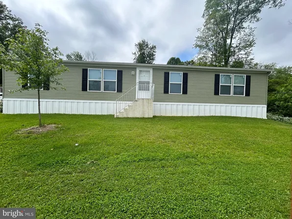 7 Forest Ln, New Providence, PA 17560
