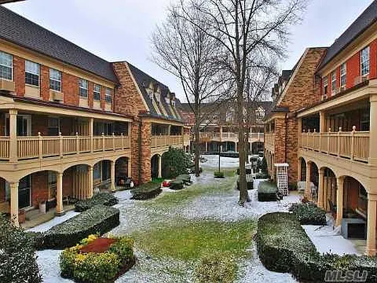 Sold by Prime Realty | media 18