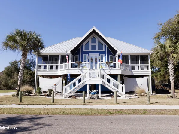 210 S Island View Ave, Long Beach, MS 39560