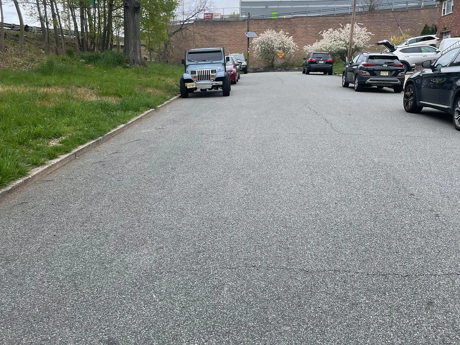 2 bed, 1200 sqft, $2,700 — Photo 4