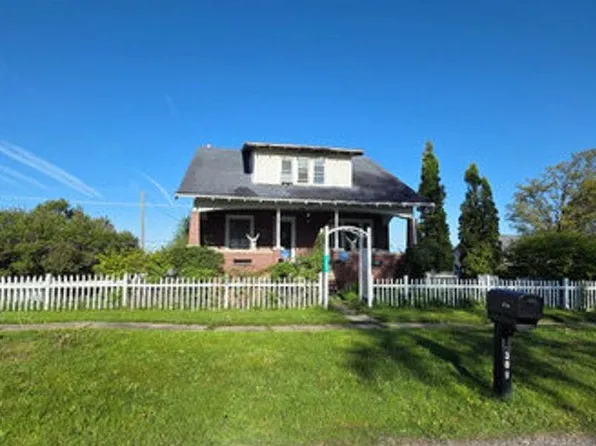 309 N Glassford St, Capac, MI 48014