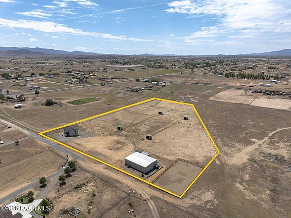 3rd image of 7075 E Airfield Rd