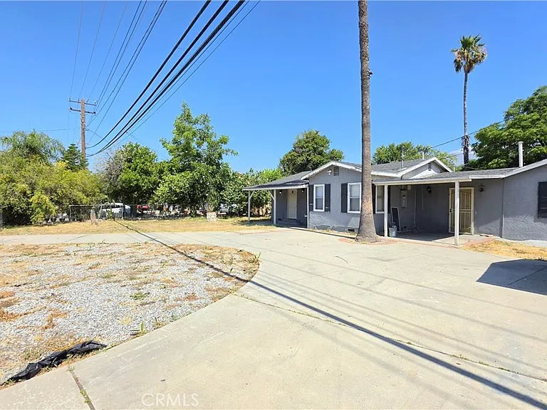 13666 Arrow Blvd — Photo 3