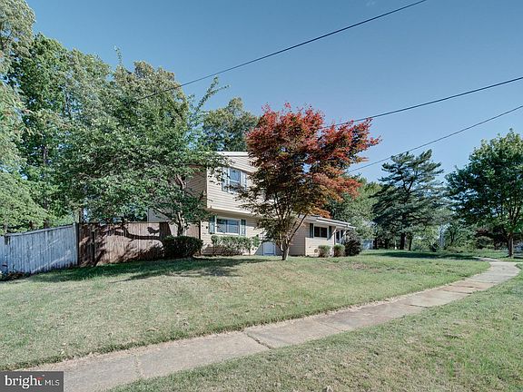 3rd image of 9303 Kimbark Ave