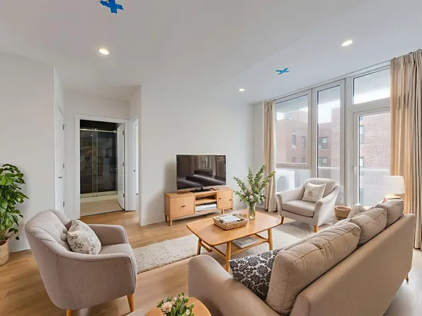 13828 Queens Blvd, Jamaica, NY