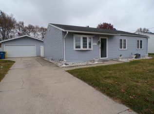 1643 N Indiana Pl, Griffith, IN 46319