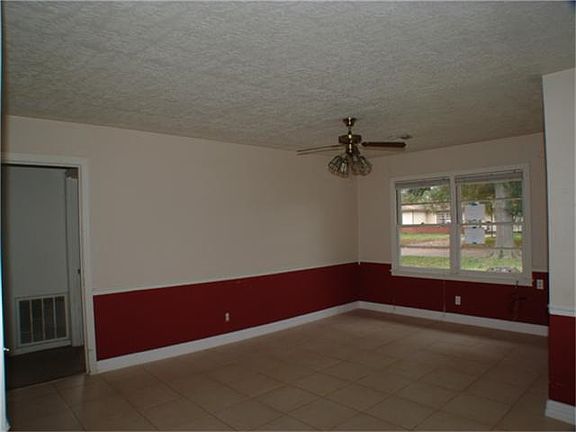 2nd image of 2002 3rd Ave N