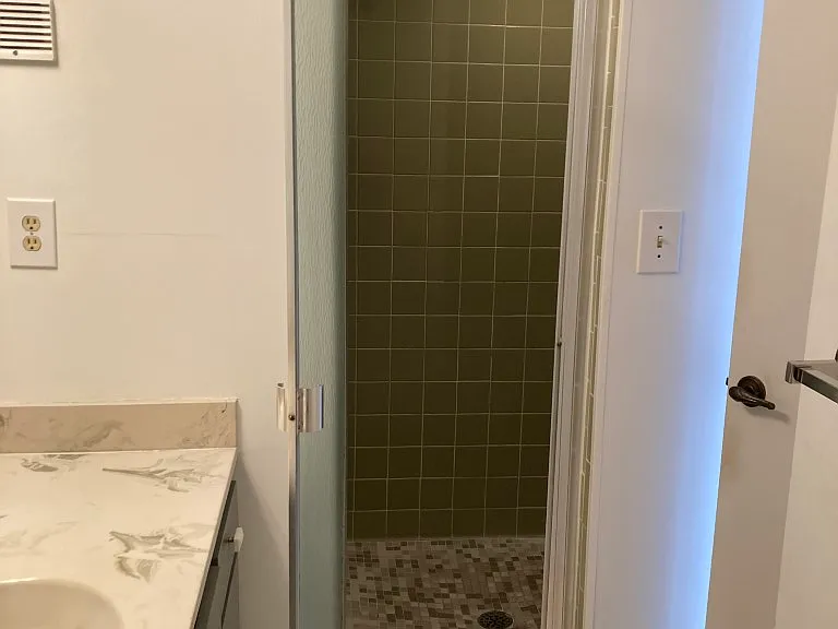 627 Alhambra Rd #301 — Photo 38