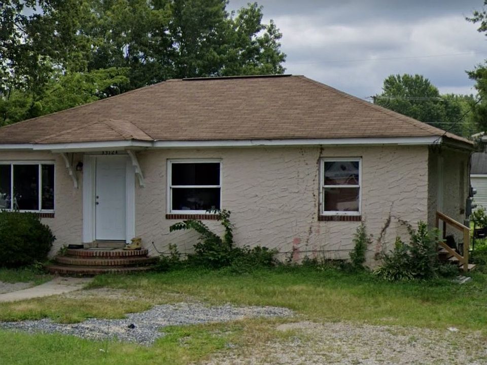 1st image of 3312 Woodlawn St #B