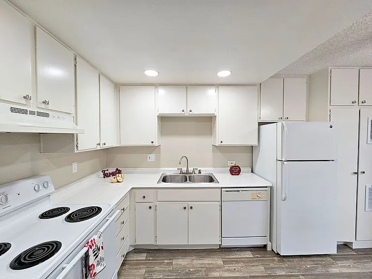 Shannonwoods Townhomes! — Photo 11